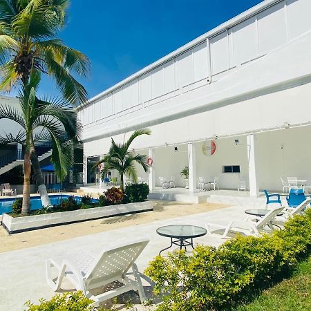Hotel Mall Santana Del Rio ラ・ドラダ エクステリア 写真