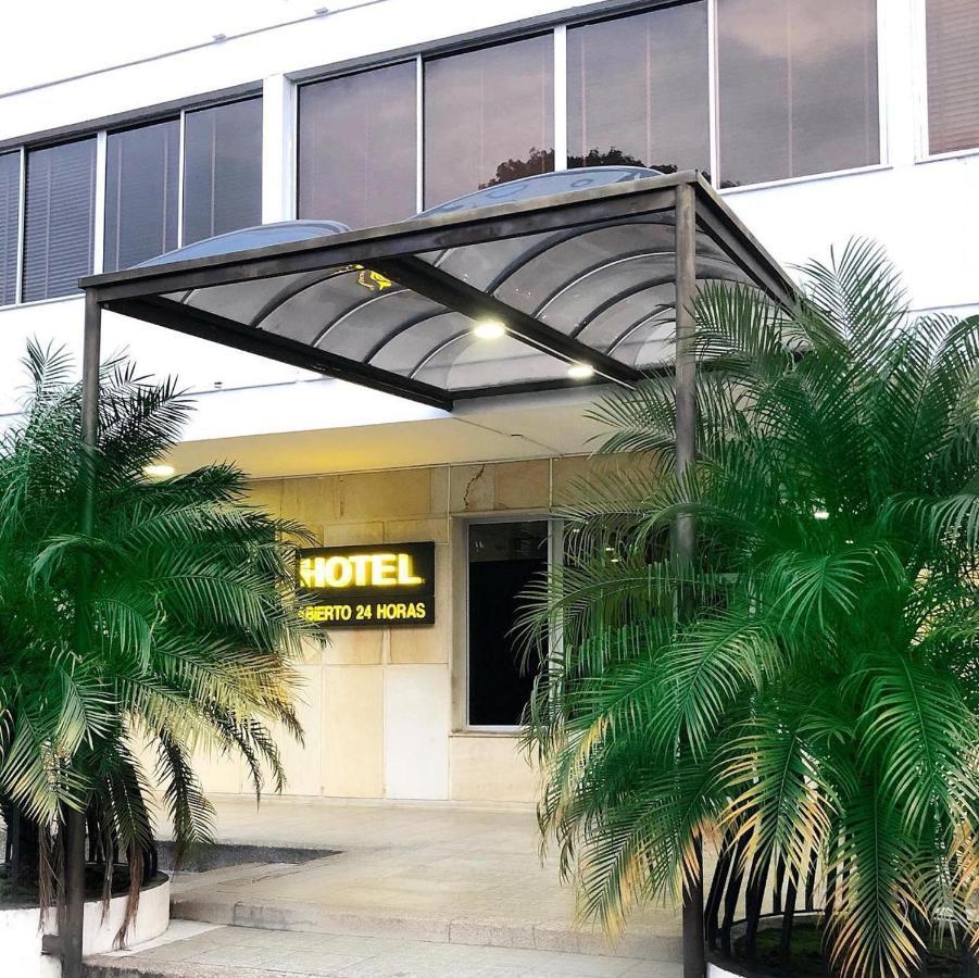 Hotel Mall Santana Del Rio ラ・ドラダ エクステリア 写真