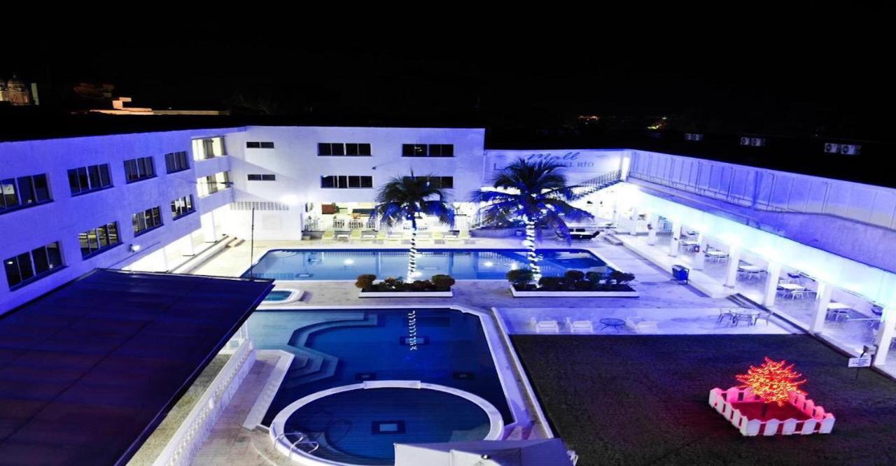 Hotel Mall Santana Del Rio ラ・ドラダ エクステリア 写真